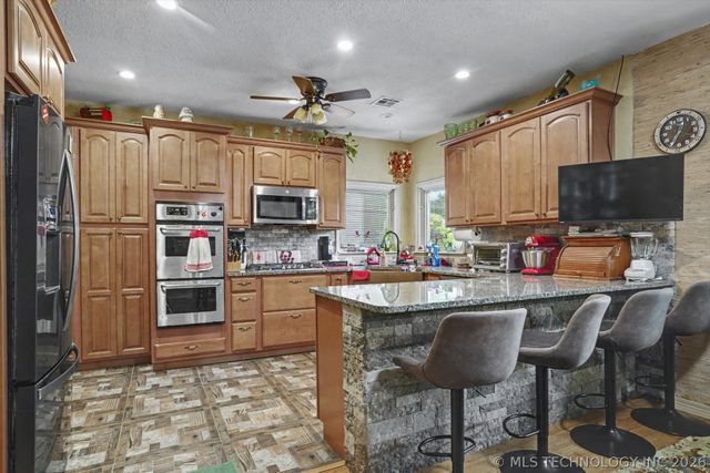 7233 S Gafford Avenue, Broken Arrow, OK 74014