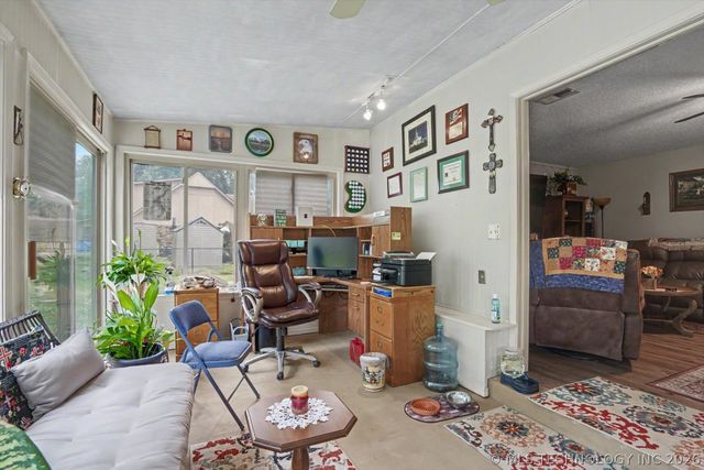 7233 S Gafford Avenue, Broken Arrow, OK 74014