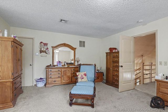 7233 S Gafford Avenue, Broken Arrow, OK 74014
