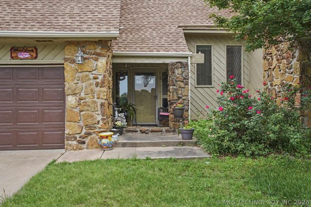 7233 S Gafford Avenue, Broken Arrow, OK 74014