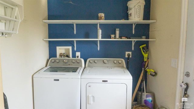 920 Crawford Street, Clay Center, KS 67432
