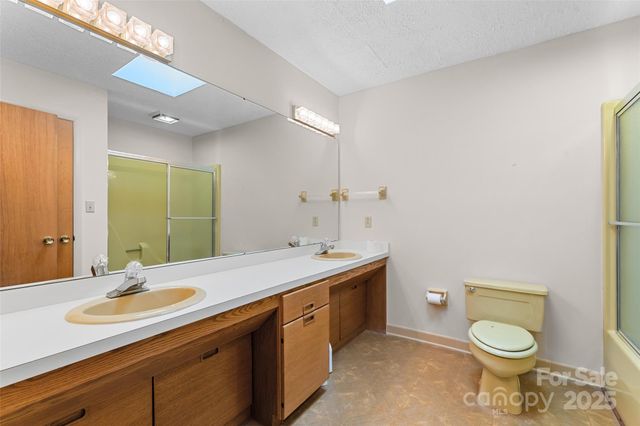 99 Odonald Road, Asheville, NC 28806