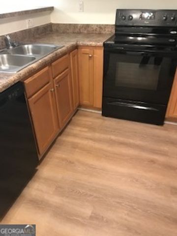 112 Heritage Way, Jackson, GA 30233