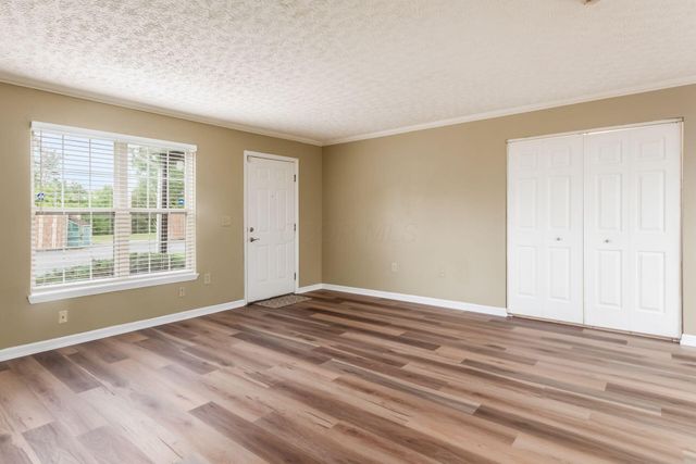 5617 Cedar, Columbus, OH 43228