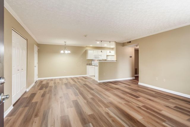 5617 Cedar, Columbus, OH 43228
