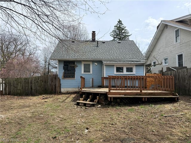 1282 Sawyer Avenue, Akron, OH 44310