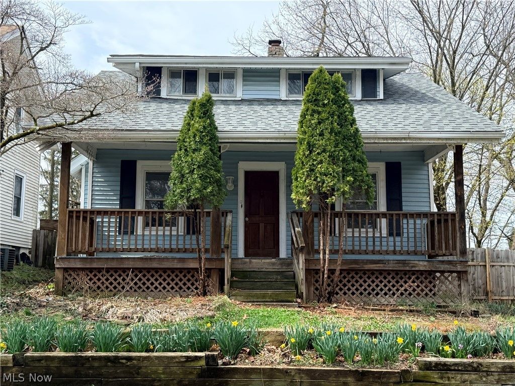 1282 Sawyer Avenue, Akron, OH 44310