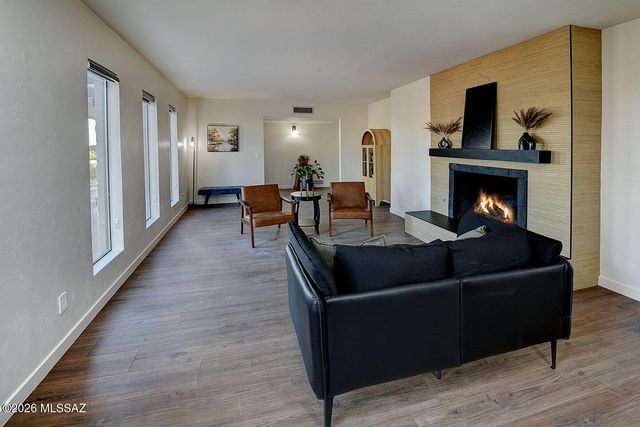 6555 E Cll De Amigos, Tucson, AZ 85750