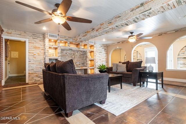 16020 Homestead Drive, Horizon City, TX 79928