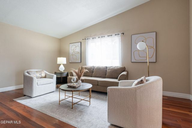 16020 Homestead Drive, Horizon City, TX 79928