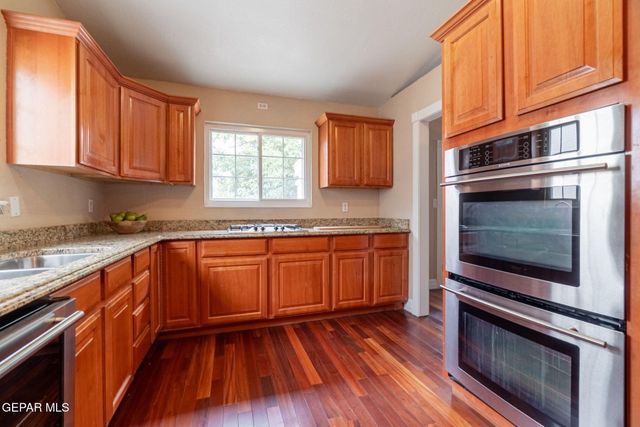 16020 Homestead Drive, Horizon City, TX 79928