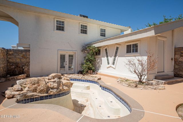 16020 Homestead Drive, Horizon City, TX 79928