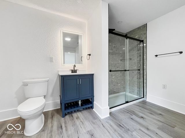 4923 E University Avenue, Indianapolis, IN 46201