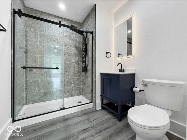 4923 E University Avenue, Indianapolis, IN 46201