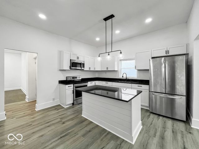 4923 E University Avenue, Indianapolis, IN 46201