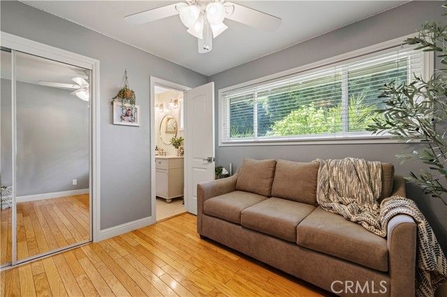 10124 Debra Avenue, Granada Hills (los Angeles), CA 91343