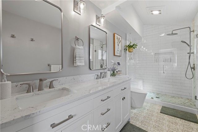 10124 Debra Avenue, Granada Hills (los Angeles), CA 91343