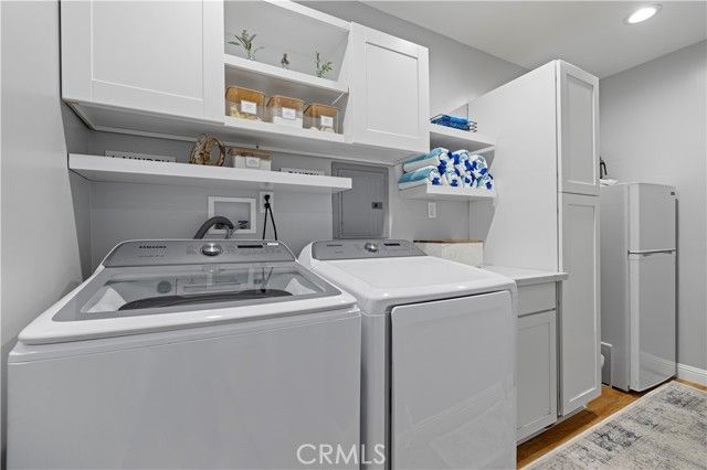 10124 Debra Avenue, Granada Hills (los Angeles), CA 91343