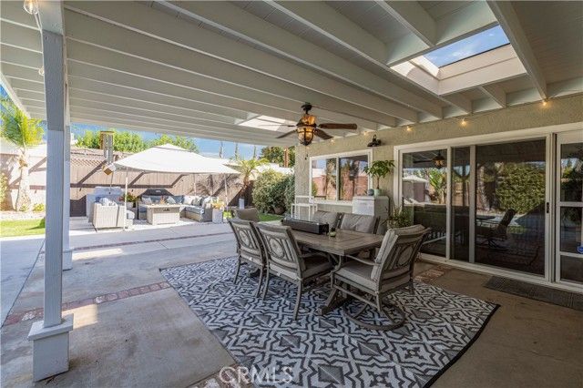 10124 Debra Avenue, Granada Hills (los Angeles), CA 91343