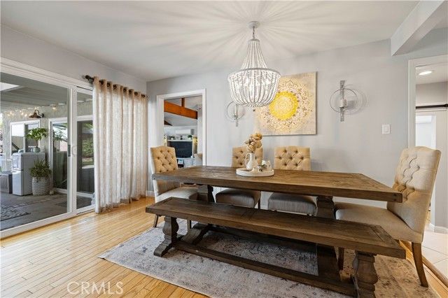 10124 Debra Avenue, Granada Hills (los Angeles), CA 91343