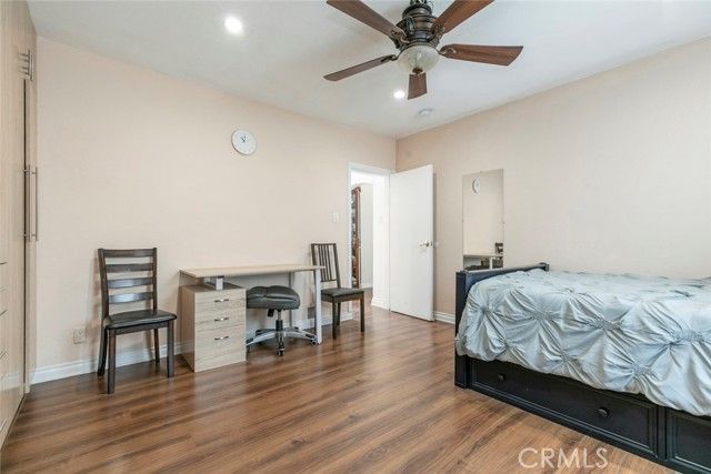 533 Hawthorne Street, Glendale, CA 91204