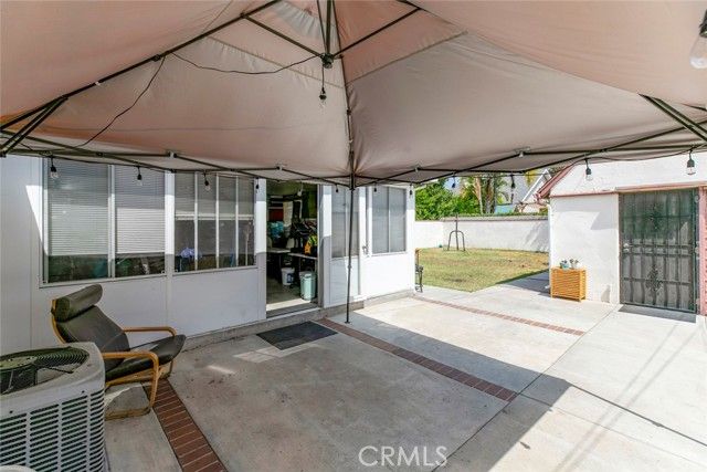 533 Hawthorne Street, Glendale, CA 91204