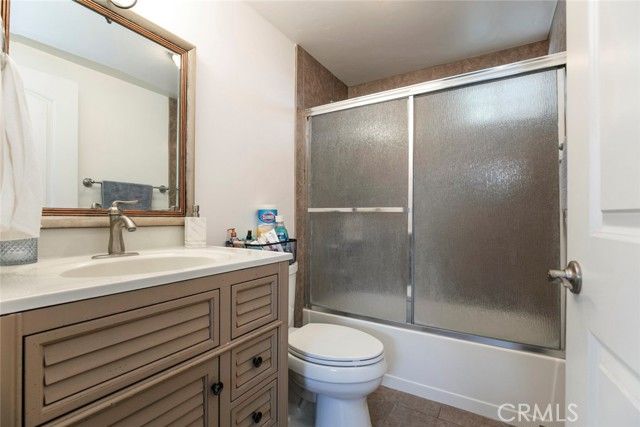 533 Hawthorne Street, Glendale, CA 91204