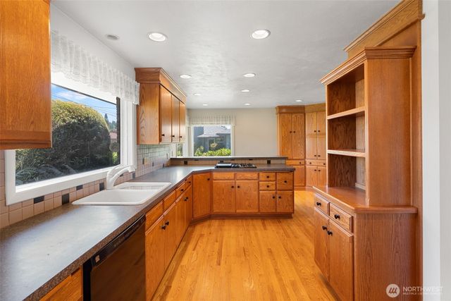 1631 SW Gails, Chehalis, WA 98532