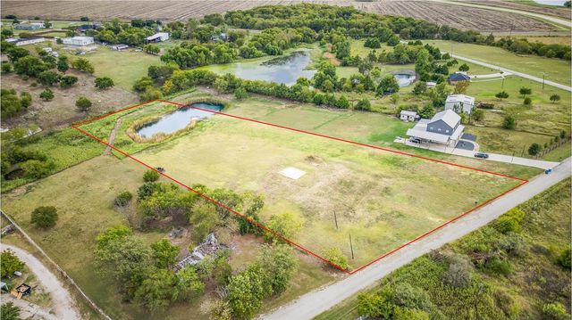 261 Coffee Road, Palmer, TX 75152