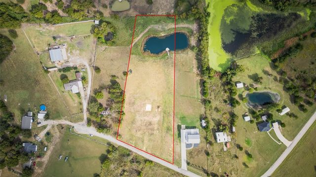 261 Coffee Road, Palmer, TX 75152