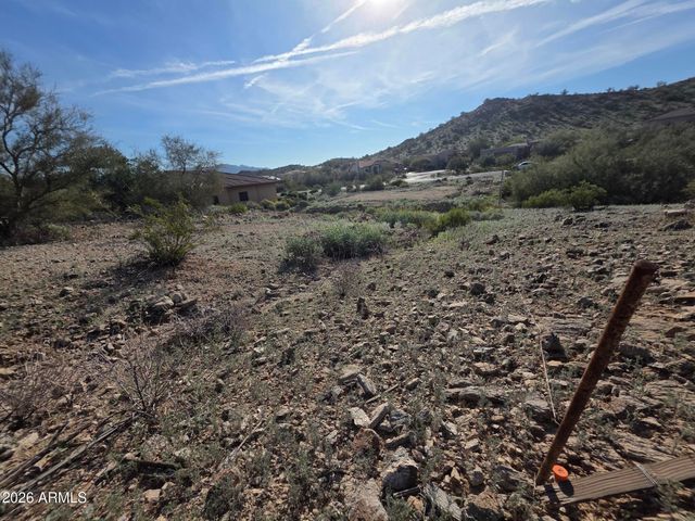 18222 W SANTA ALBERTA Lane 31, Goodyear, AZ 85338