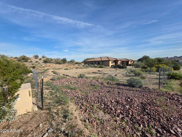 18222 W SANTA ALBERTA Lane 31, Goodyear, AZ 85338