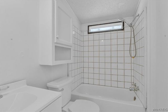 39 Green Valley Estates, Great Valley, NY 14741