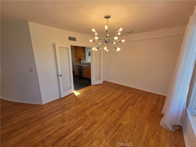 310 S Thurston, Los Angeles, CA 90049
