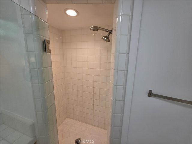 310 S Thurston, Los Angeles, CA 90049