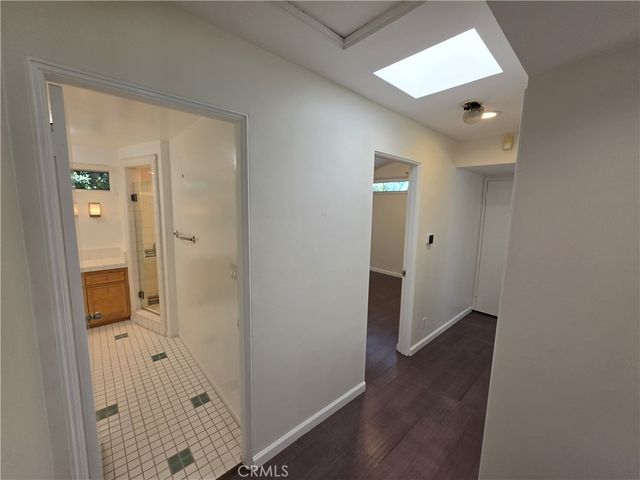 310 S Thurston, Los Angeles, CA 90049