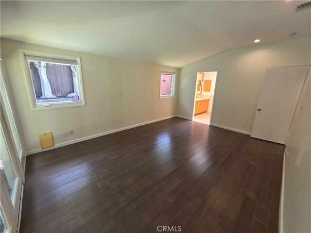 310 S Thurston, Los Angeles, CA 90049
