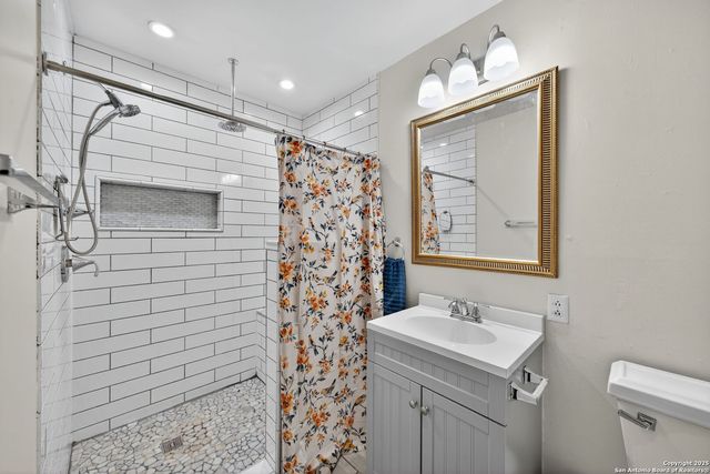 4247 Bayliss, San Antonio, TX 78233