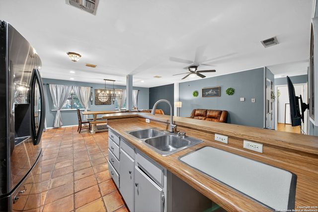 4247 Bayliss, San Antonio, TX 78233