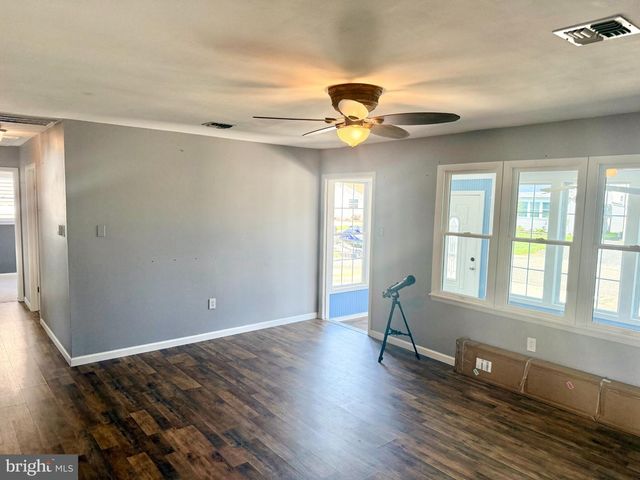14 S BOSTON DR, Little Egg Harbor Twp, NJ 08087
