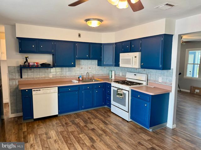 14 S BOSTON DR, Little Egg Harbor Twp, NJ 08087