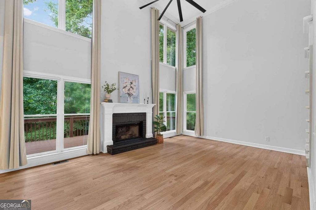 207 Kingsley Way, Woodstock, GA 30188 — photo 3