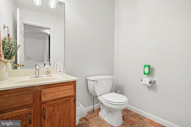 102 WOODSIDE CT, Annville, PA 17003
