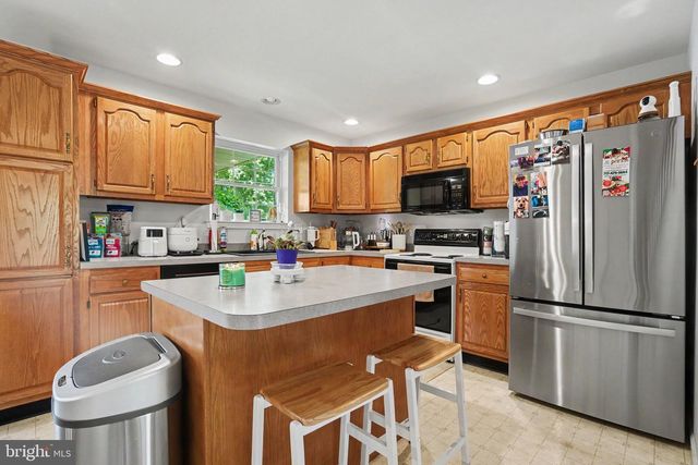 102 WOODSIDE CT, Annville, PA 17003