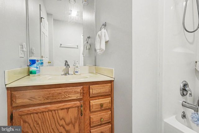 102 WOODSIDE CT, Annville, PA 17003