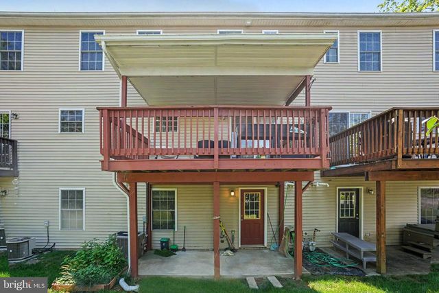 102 WOODSIDE CT, Annville, PA 17003