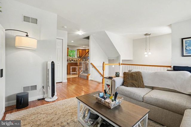 102 WOODSIDE CT, Annville, PA 17003