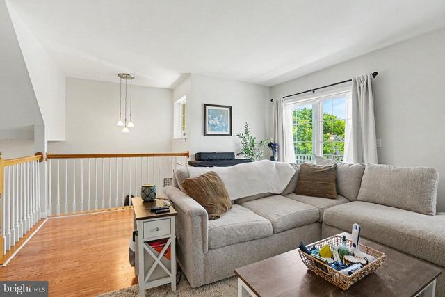 102 WOODSIDE CT, Annville, PA 17003