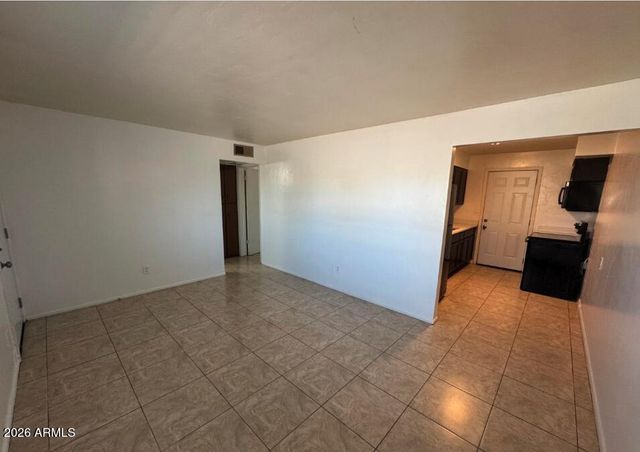 625 E Broadway Road 7, Tempe, AZ 85282