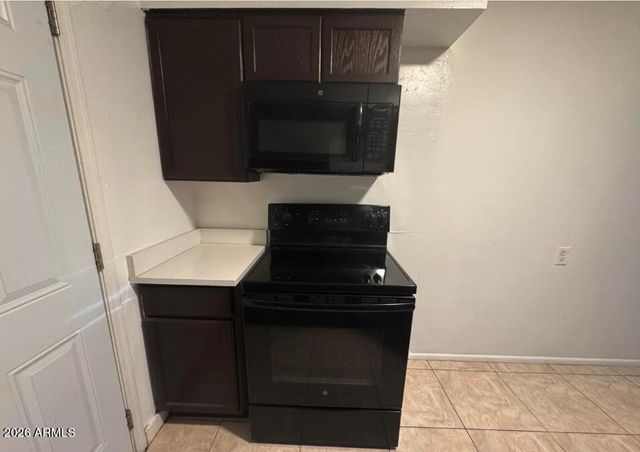 625 E Broadway Road 7, Tempe, AZ 85282